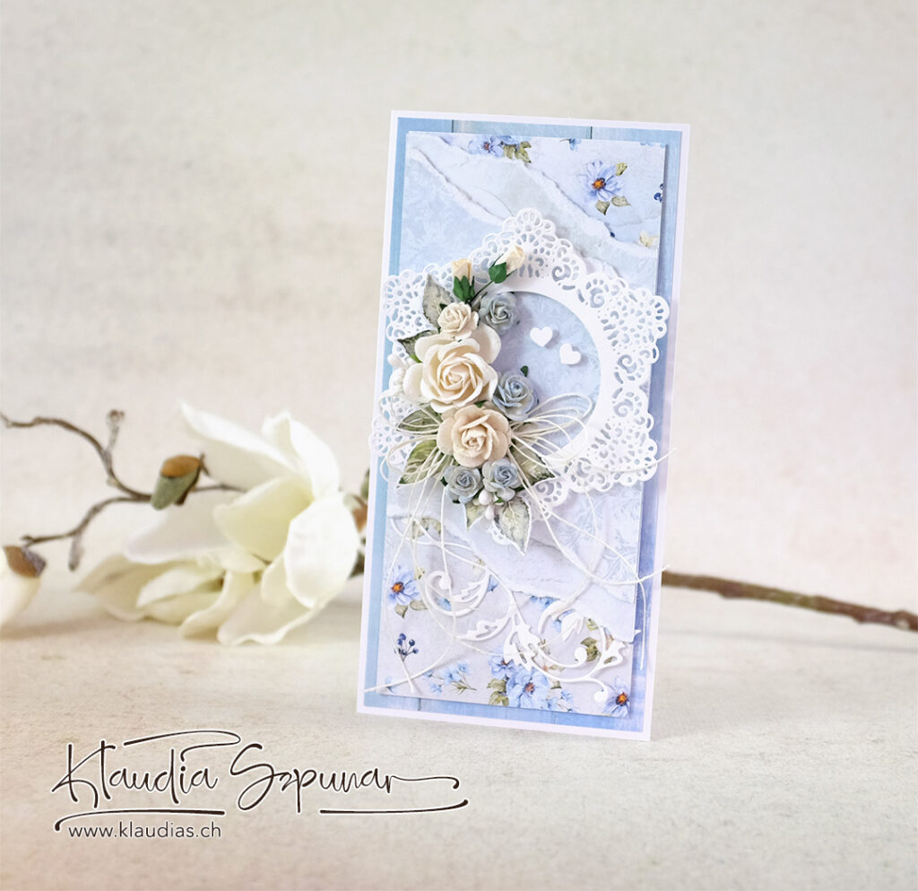 schöne Handgemachte blaue Hochzeitskarte mit Rosen