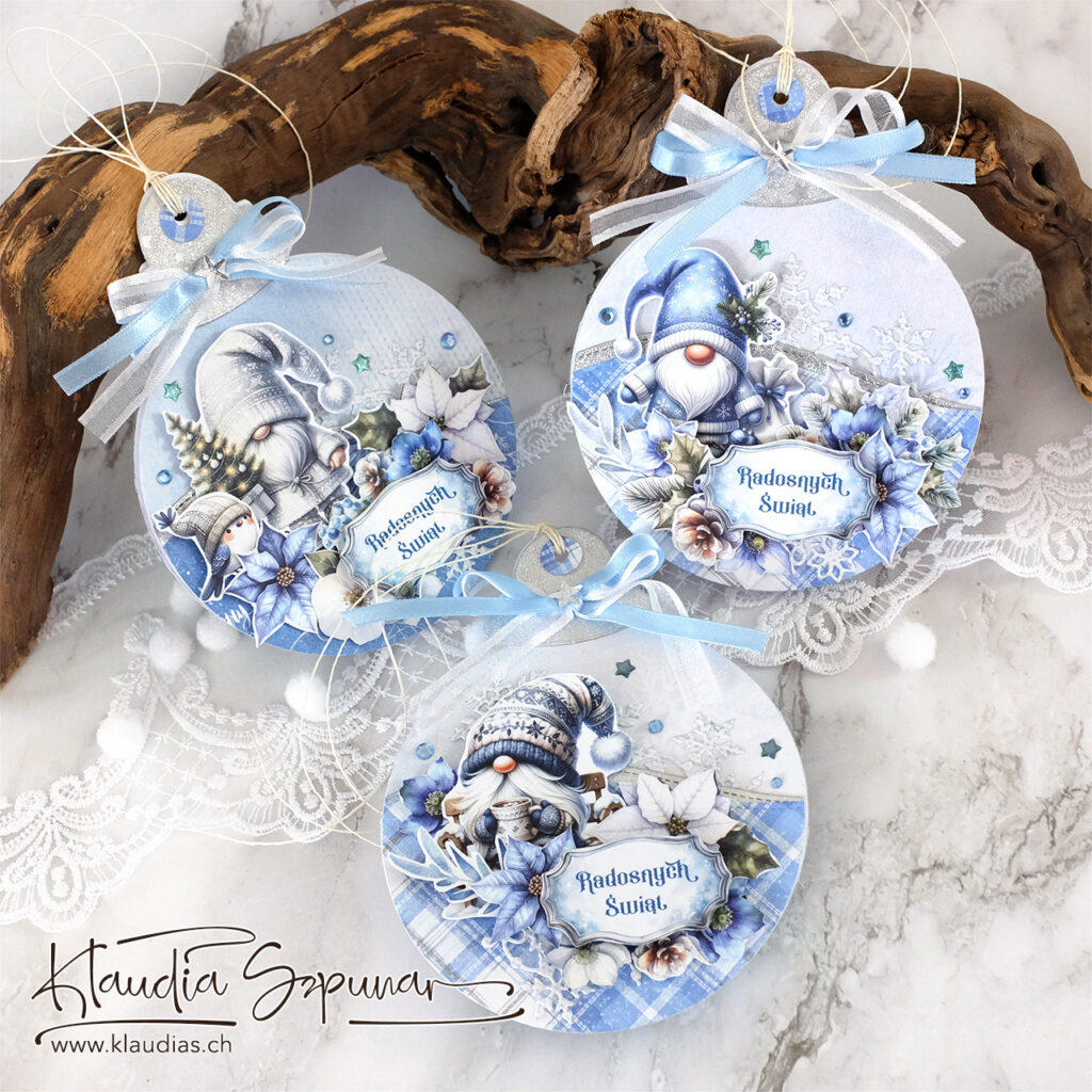 Schöne handgemachte handgemachte Weihnachtskarten mit süssen Weihnachtsgnomen, in Blau